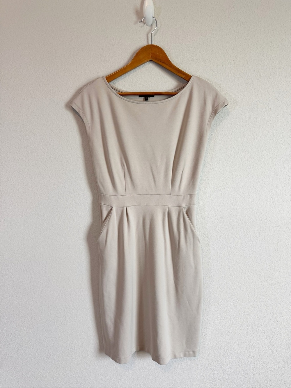 Quince Women's Ecru Ultra Stretch Ponte Cap Sleeve Dress Size XS